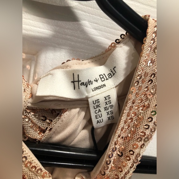 Women’s Gold Colored Sequenced Top - XS - Picture 3 of 5